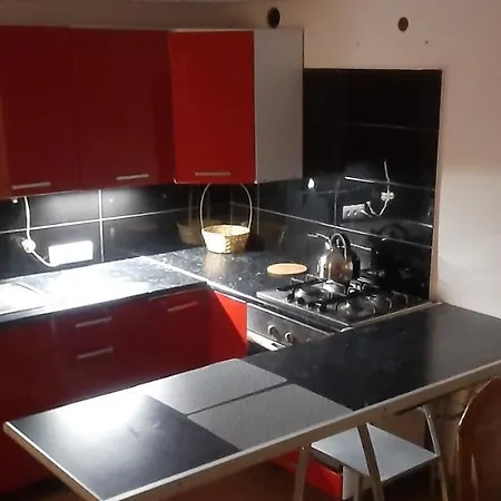 Goscinne Kurza Zagroda Апартаменты Еленя-Гура