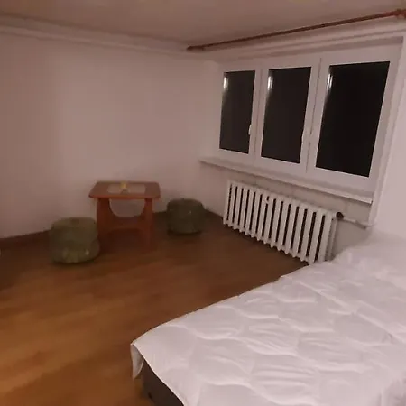 Goscinne Kurza Zagroda Апартаменты *