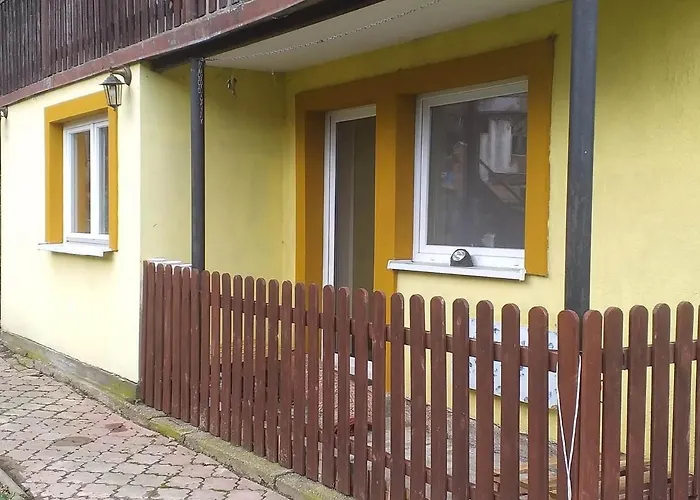 Apartment Goscinne Kurza Zagroda *