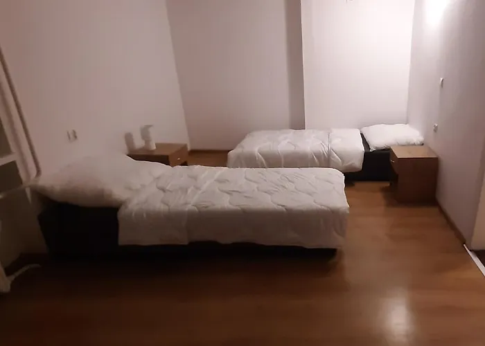 Goscinne Kurza Zagroda Jelenia Gora